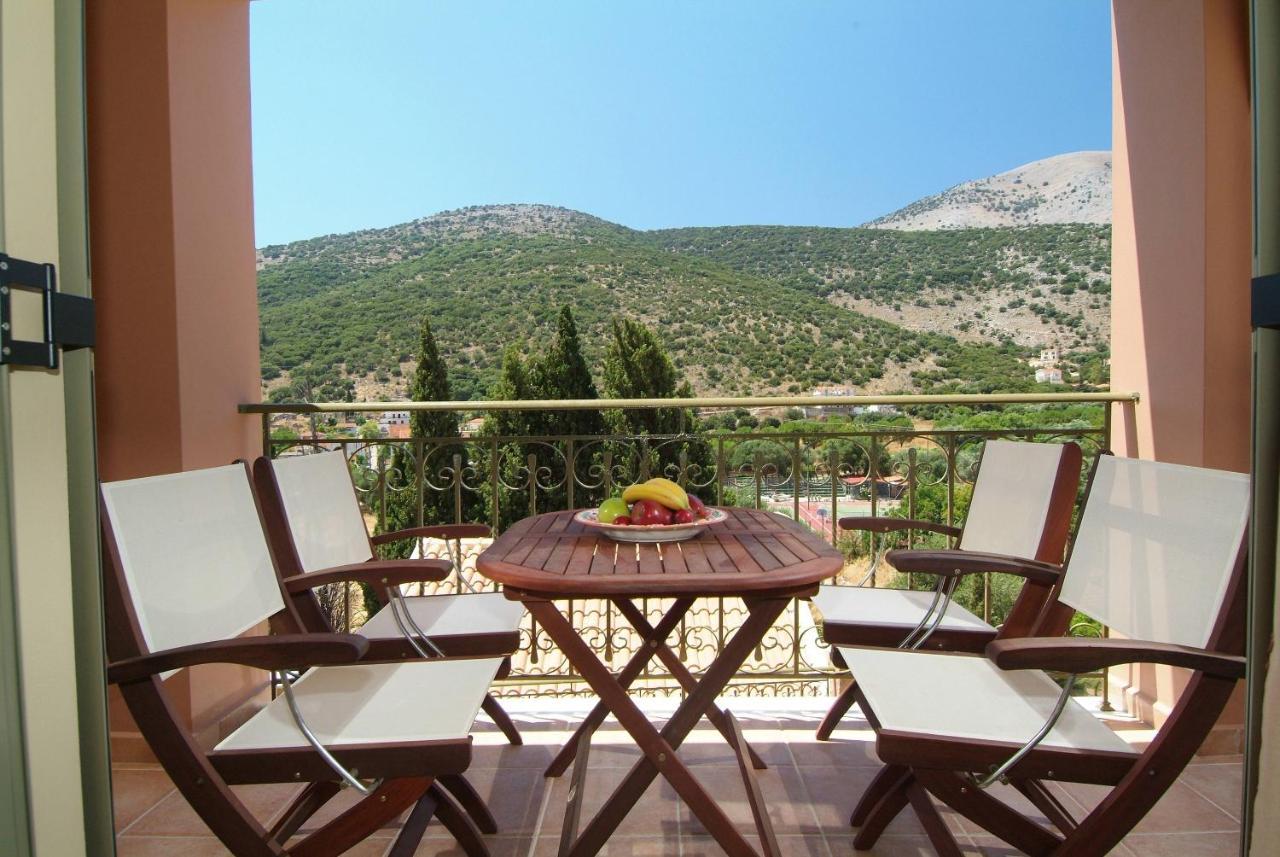 Garden Villas Agia Efimia ภายนอก รูปภาพ