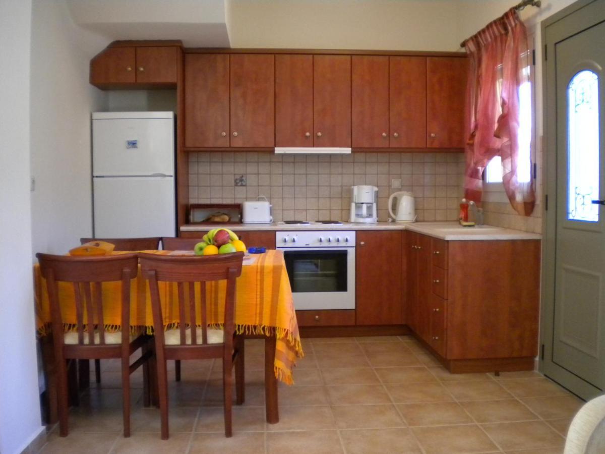 Garden Villas Agia Efimia ภายนอก รูปภาพ